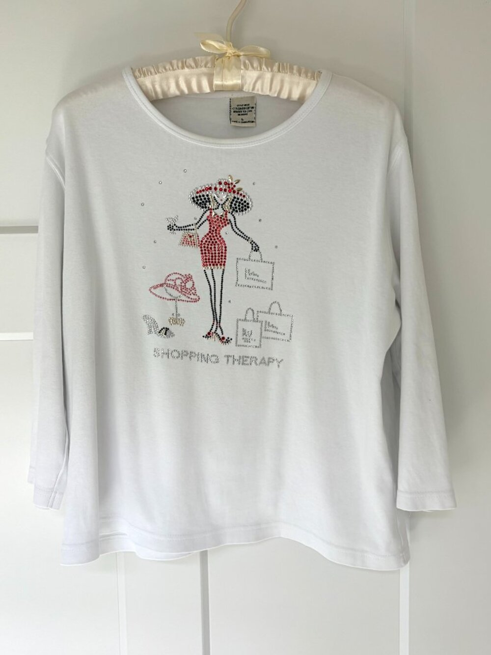 Isaac's Designs Vintage Y2K Rhinestone Shopping Therapy Graphic Tee White Size L